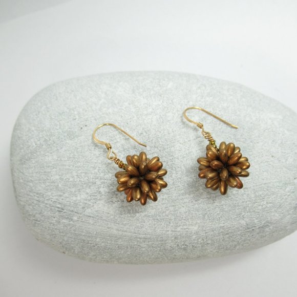 Handwoven spiky rizo bead Earrings - Picture 1 of 6
